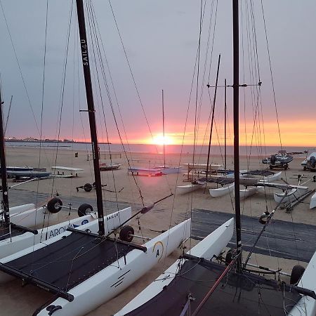 Nieuw App Met Tuin En Terras, Gratis Parking, Aan Zee, Vlakbij Brugge Apartment Duinbergen ภายนอก รูปภาพ